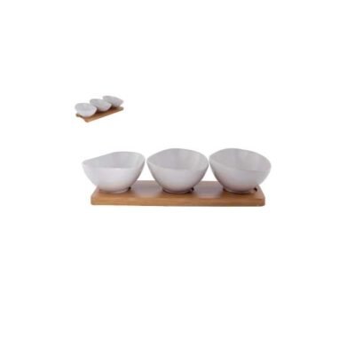 Platos blancos con bandeja